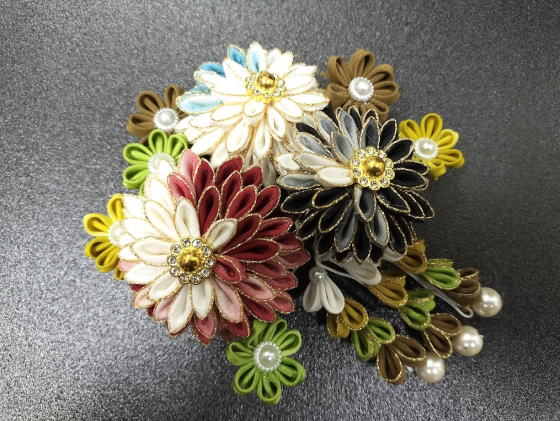 Aki・新作髪飾り|手作り創作、つまみ髪飾り|大阪都島、日産呉服・和田甚