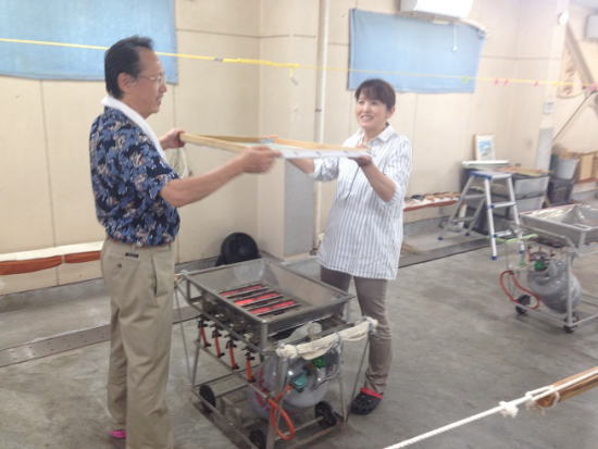 乾燥。蒸し。洗いと作業が続きます。