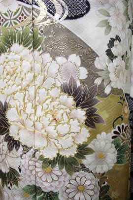 正絹京友禅最新柄振袖・白地【FUN-2056】|高級振袖販売・レンタル|大阪都島、日産呉服・和田甚