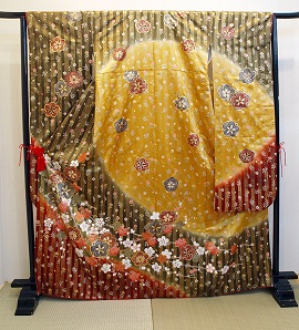 正絹地金通し・金彩友禅振袖|fr124|振袖レンタル|大阪・日産呉服