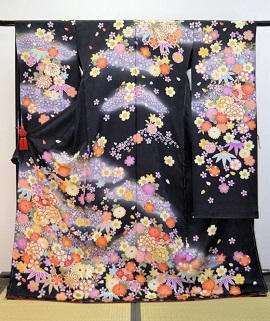 正絹紋意匠・本格派手描き京友禅黒地振袖|fo112|振袖レンタル|大阪・日産呉服