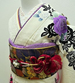 正絹京友禅、白地ばら文様振袖【fr-130】|振袖レンタル|大阪都島、日産呉服・和田甚