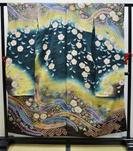 正絹絞り辻が花振袖グリーン|hrn-2030|振袖レンタル|大阪・日産呉服