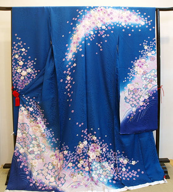 正絹紋意匠、地紋入り花づくし文様ブルー（青）振袖【FR-139】|振袖レンタル|大阪都島、日産呉服・和田甚