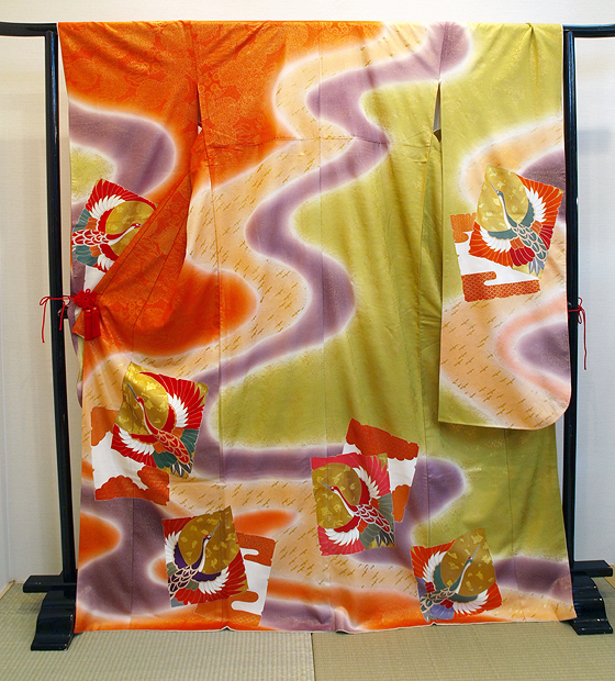 金ラメ地紋、金彩手描き友禅振袖、レンタル大阪