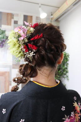 袴レンタルセット【h-010】黒刺繍入り小袖|レンタル袴|大阪、日産呉服・和田甚