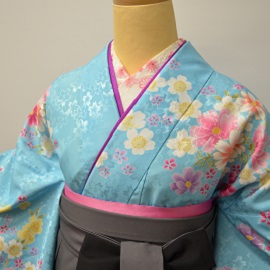 水色・ピンク花柄小袖|H-004|袴レンタル|大阪。地下鉄都島駅徒歩1分