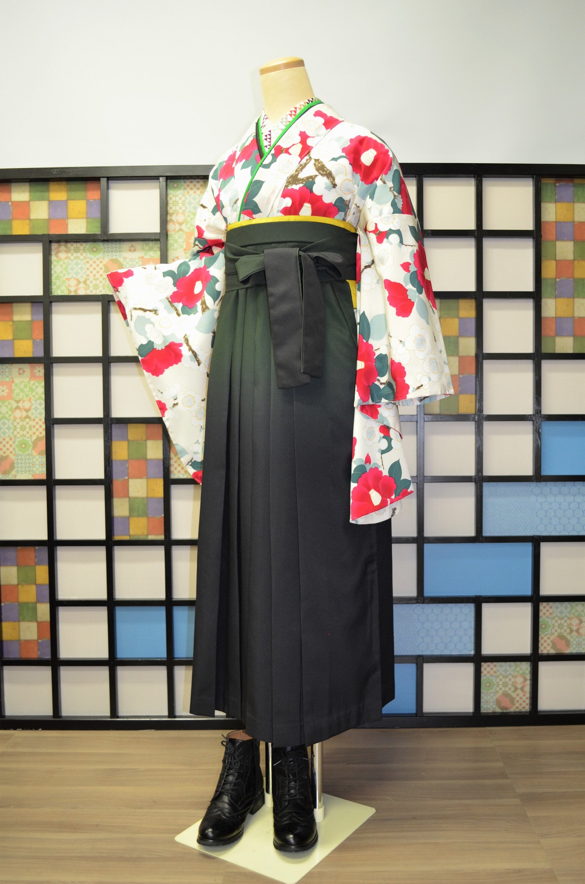 京都老舗染色「岡重」のオリジナル袴用着物【hro-1001_white】|レンタル袴|大阪、日産呉服・和田甚