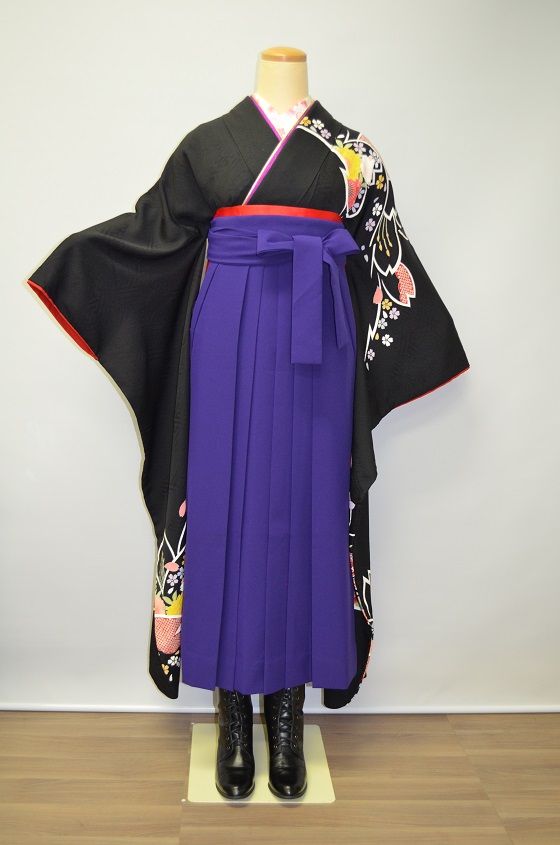 黒地花柄小袖|H-022|袴レンタル|大阪。地下鉄都島駅徒歩1分