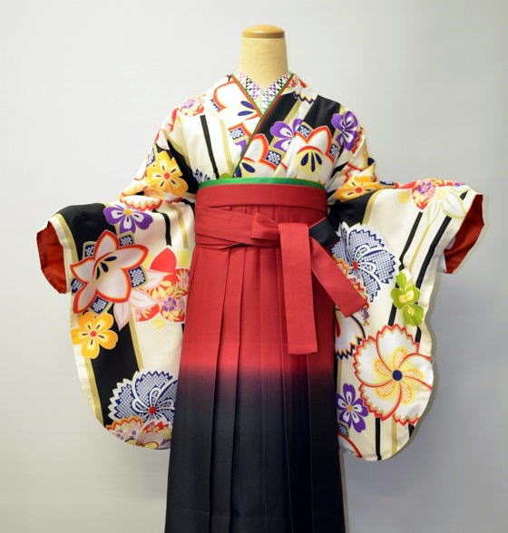 和田甚、新作袴用着物【hrn-1001_white】|レンタル袴|大阪、日産呉服・和田甚