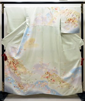 正絹手描き訪問着薄グリーン染め分け.レンタル大阪