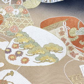 正絹総刺繍黒留袖/新柄入荷【sisyuu-2019】|黒留袖レンタル|大阪都島、日産呉服・和田甚