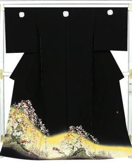 正絹黒留袖、新柄Mサイズ【tr-3015】|留袖レンタル大阪|大阪都島、日産呉服・和田甚