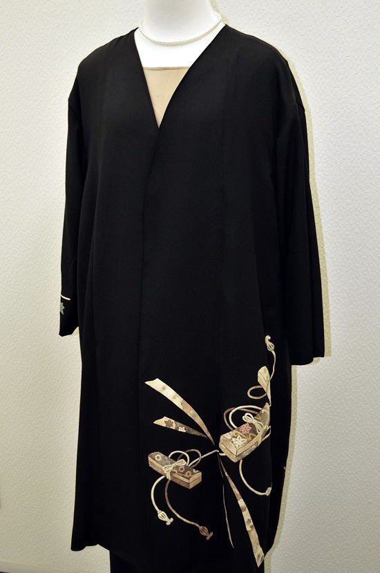 正絹京友禅黒留袖ドレス、熨斗目柄【TD-001】|留袖ドレスレンタル|大阪、都島・日産呉服・和田甚