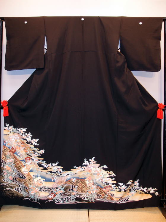 高級金彩入り京友禅黒留袖【tr-019】レンタル大阪。大阪市都島区･地下鉄都島駅から徒歩1分
