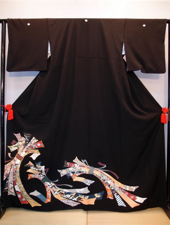 高級手描京友禅黒留袖・熨斗目柄【tr-020】レンタル大阪。大阪市都島区･地下鉄都島駅から徒歩1分