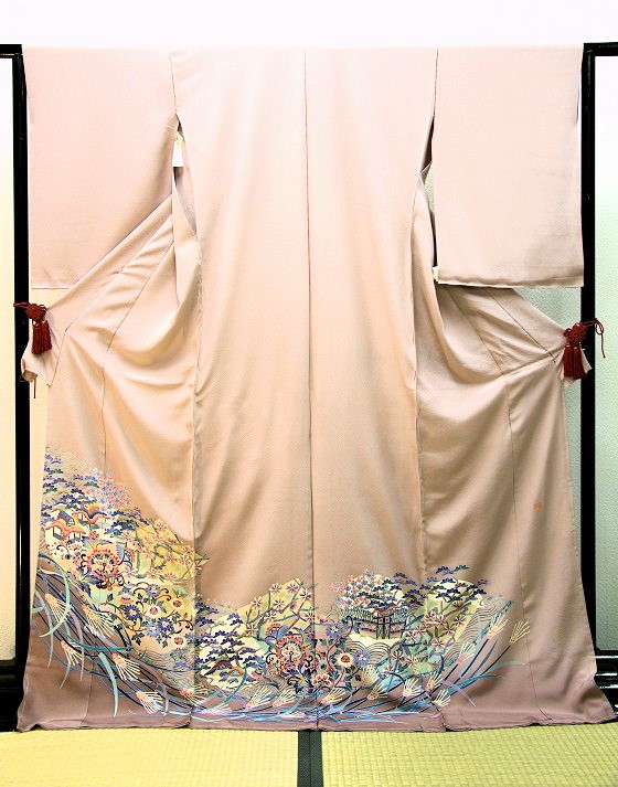 西肇子作・本加賀友禅色留袖【itr-001】の格安レンタルを紹介しています。大阪市都島区･地下鉄都島駅から徒歩1分