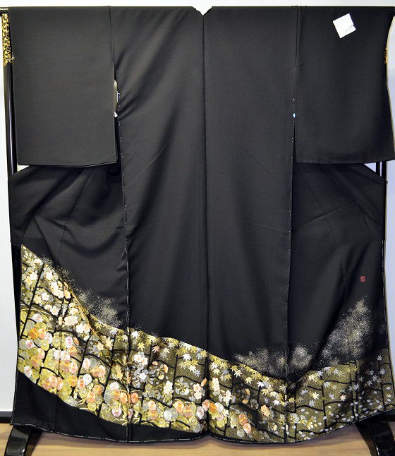 正絹最高級・山口美術織物謹製・縫取り総刺繍黒留袖【TRN-2018】大阪都島、日産呉服・和田甚