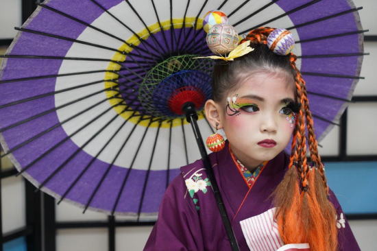 アバンギャルドな写真撮影|フォトスタジオ・和田甚|大阪都島、日産呉服・和田甚