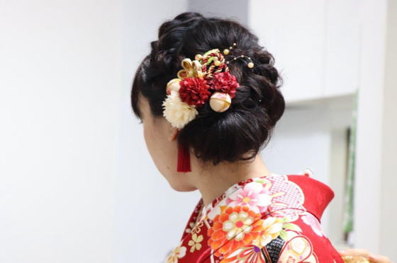 成人式・卒業式・結婚式・７５３など大切な晴れの日を、着物・キモノヘアー・和メイクが艶やかに彩ります|大阪都島、日産呉服・和田甚